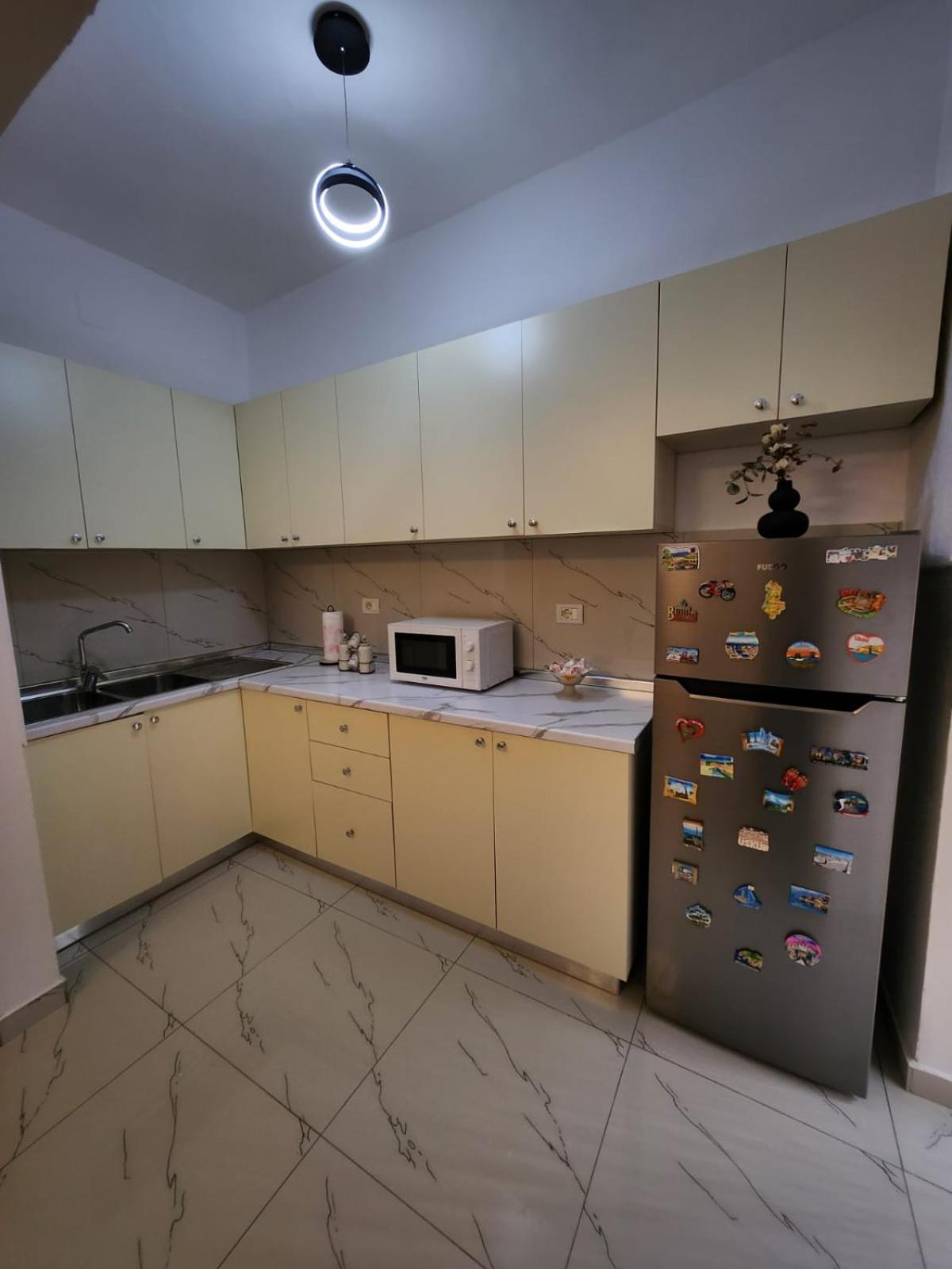 Nevi Apartment Тирана Екстер'єр фото