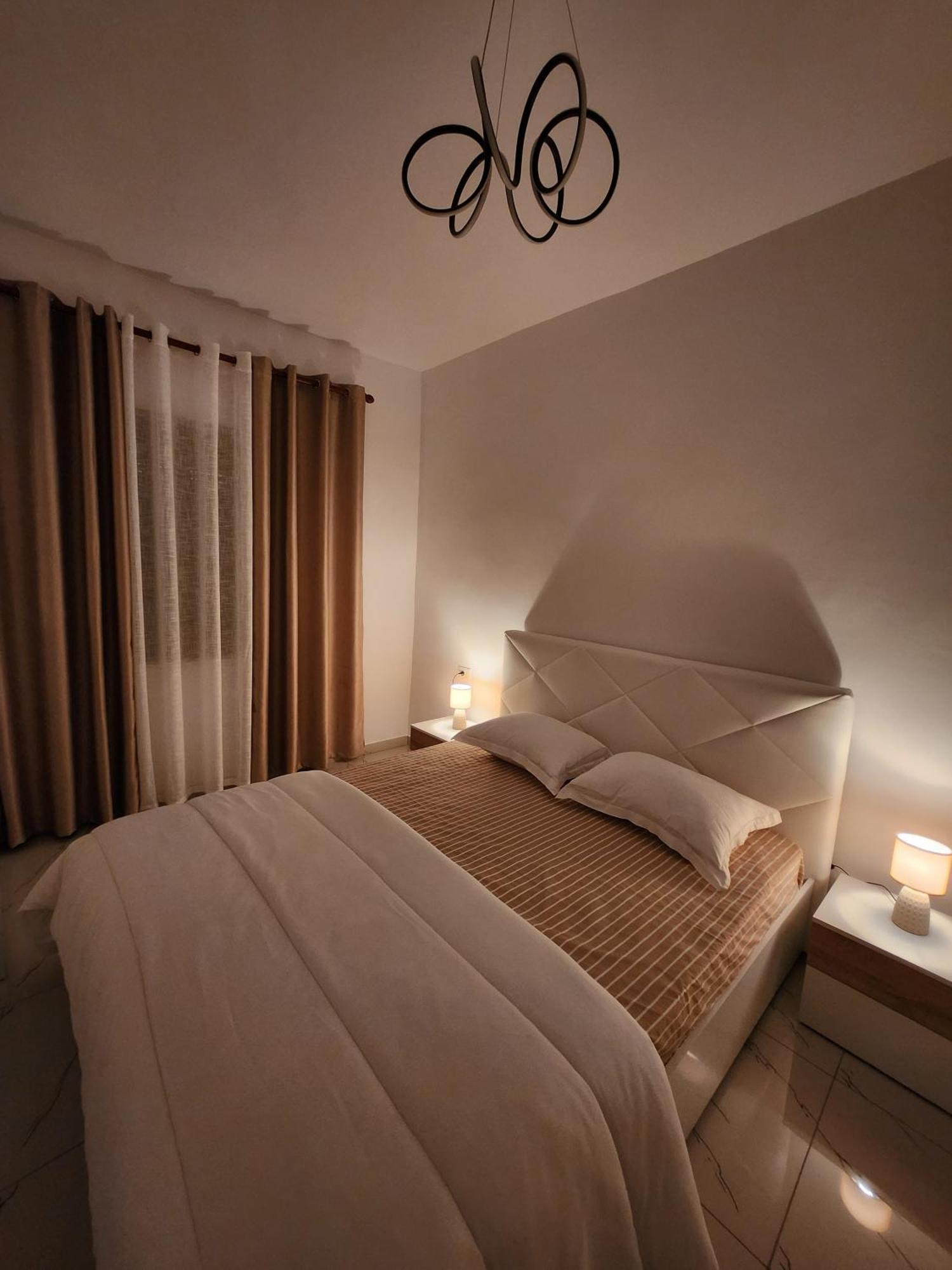 Nevi Apartment Тирана Екстер'єр фото