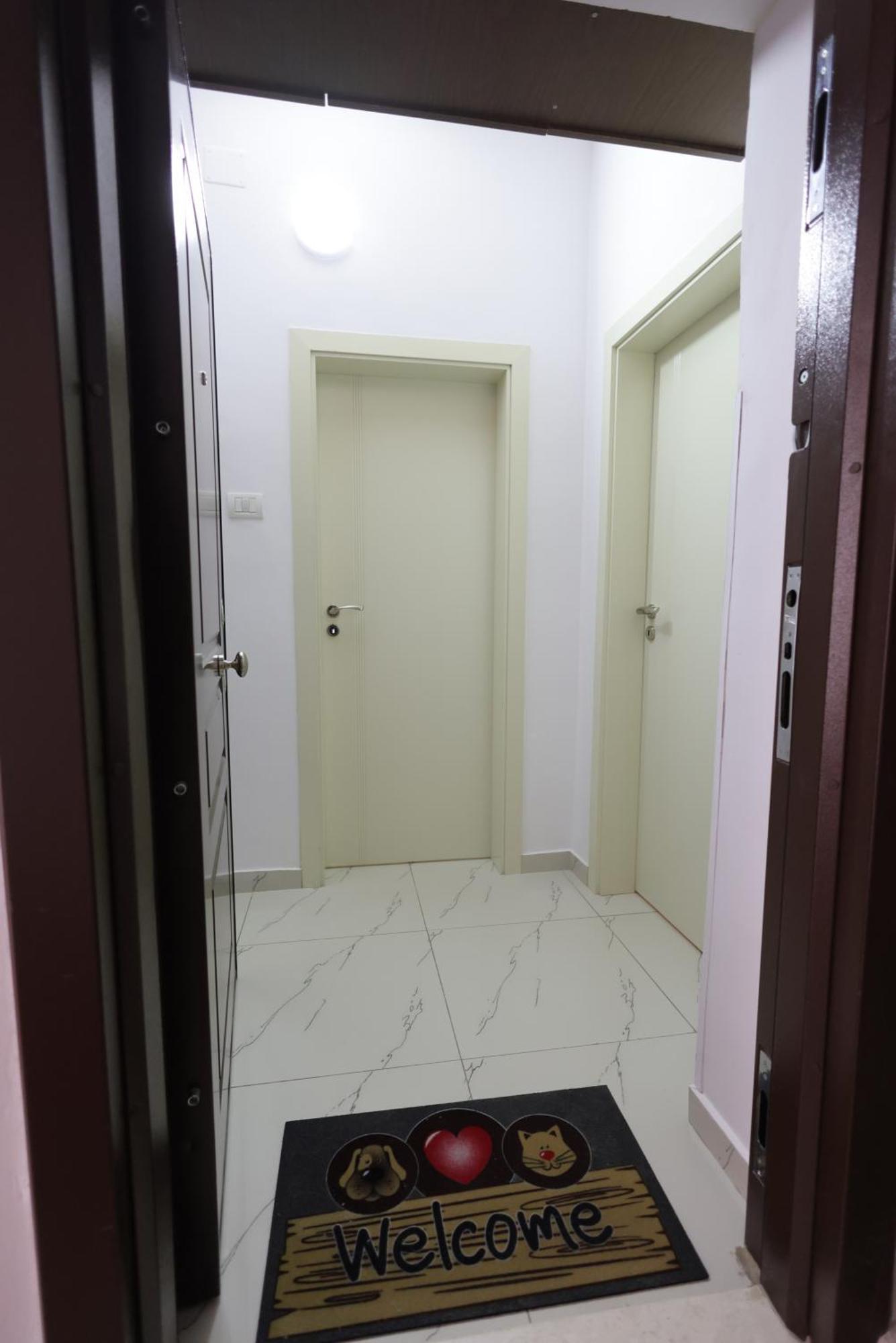 Nevi Apartment Тирана Екстер'єр фото